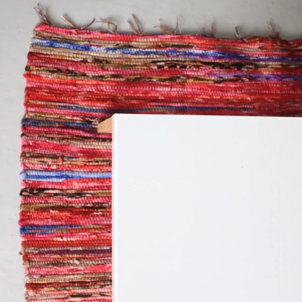Medium Velvet Rug - 128x75cm - Image 3