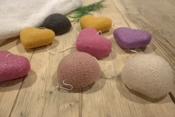Konjac Heart Sponge - Rose - Image 4