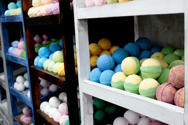 Bath Bomb 5 Shelf Display - Whitewash - Image 3
