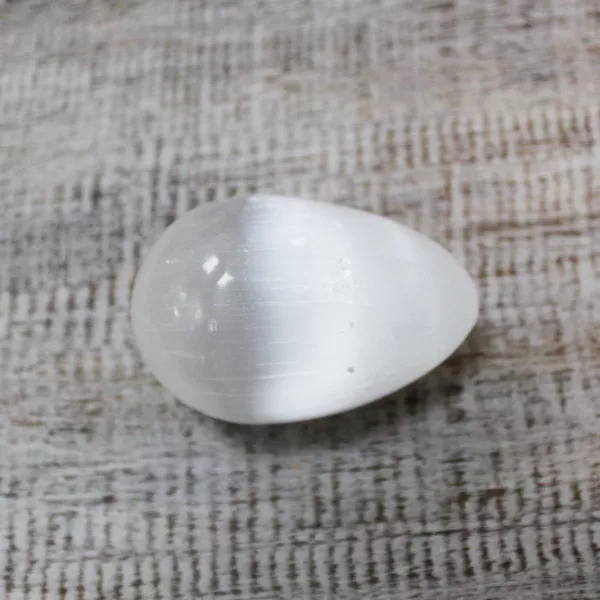 Selenite Egg - 5 - 6 cm - Image 2