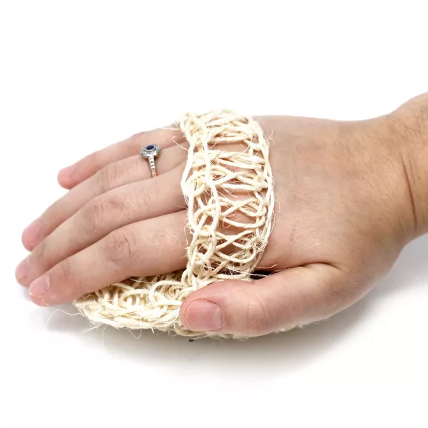 Sisal Sponge and Scrub - Soft Round Exfoliating Cushion - Image 3