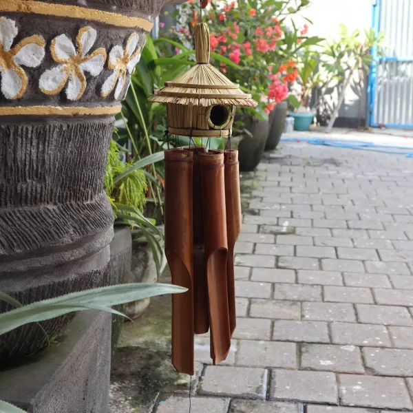 Lrg Round Seagrass Bird Box with Chimes 56x20cm - Image 2