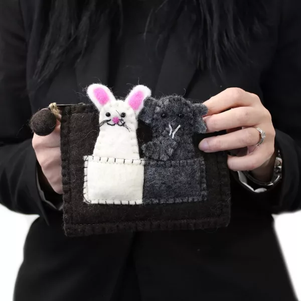 Pouch with Finger Puppets - Elephant & Mouse - Image 2