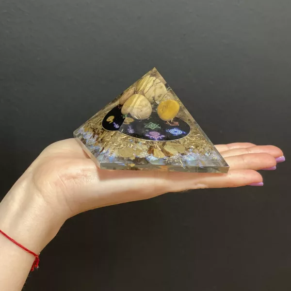Orgonite Pyramid - Midnight Reiki - 70mm - Image 3