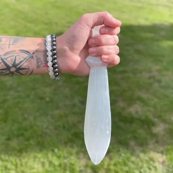 Selenite Lrg Ritual Knife - Spiral (25cm) - Image 4