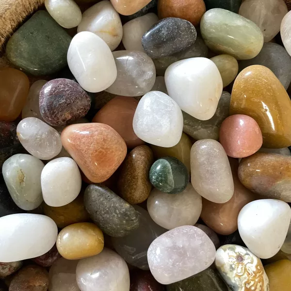 Mixed Gemstones 1kg - Image 4