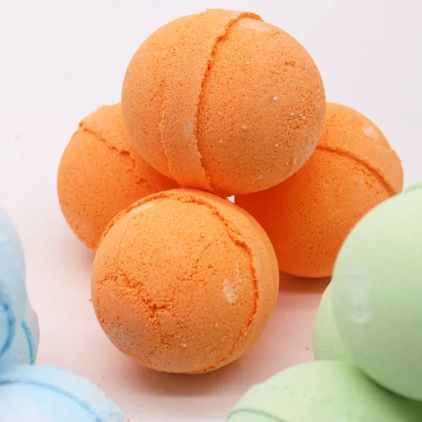 Lemongrass & Mandarin Bath Bomb - Image 2