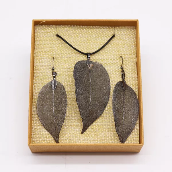 Necklace & Earring Set - Bravery Leaf - Pewter - Image 3
