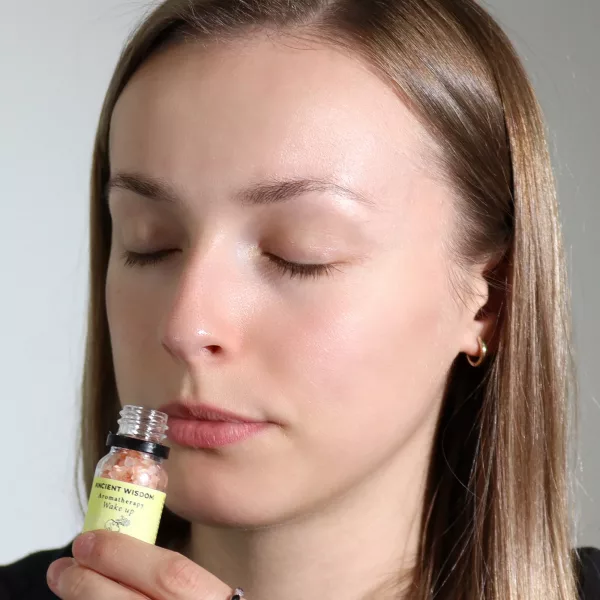 Wake Up Aromatherapy Smelling Salt - Image 4