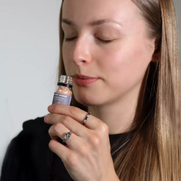 Skull Blast Aromatherapy Smelling Salt - Image 4