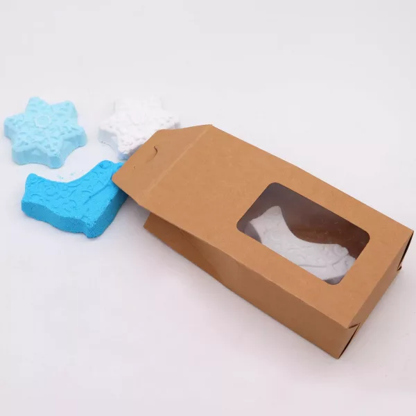 Break the Ice Christmas Bath Bomb Gift Pack - Image 3