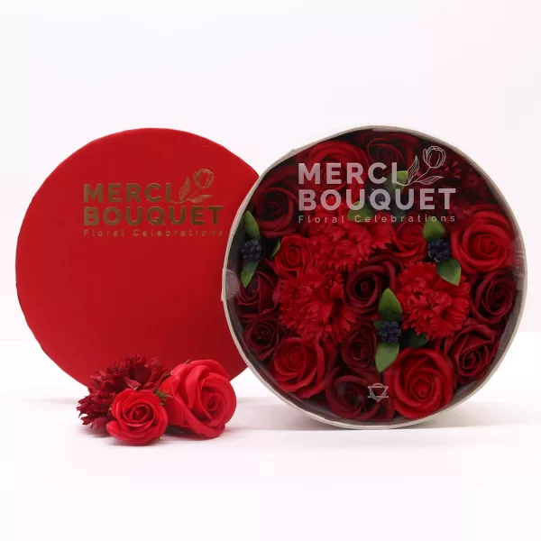 Round Box - Classic Red Roses - Image 2