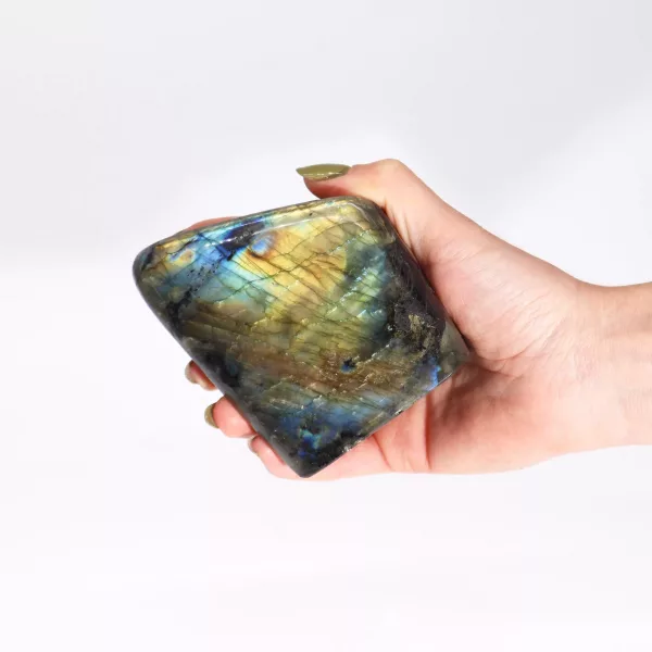 Madagascar Labradorite Large Stone (approx 550-750gms  110-140mm) - Image 3