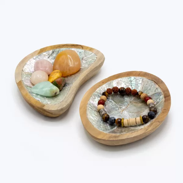Set of 4 Teak Mini Bowls with Shell Decor (assorted) - Image 3