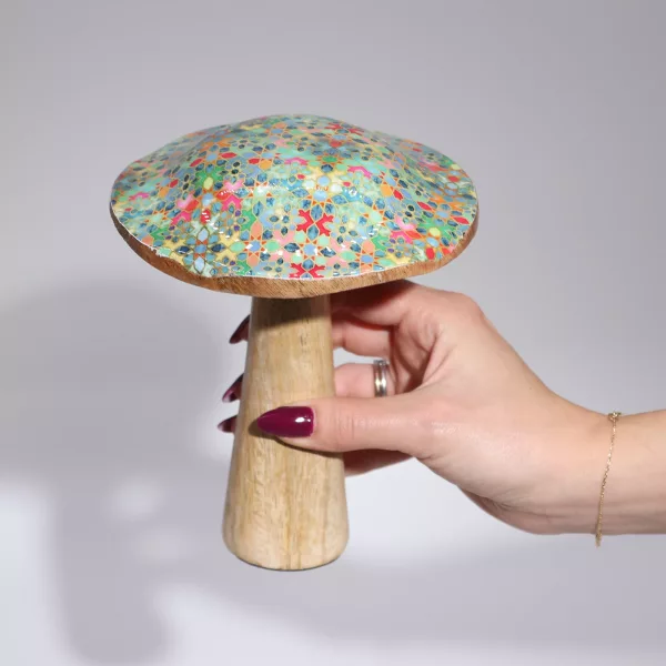 Med Wooden Mushroom - Pastel Hearts - Image 2