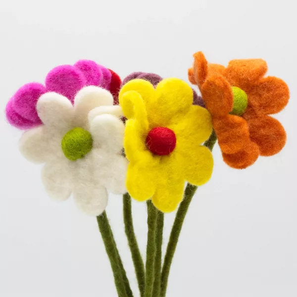 Felt Flowers - Daisy (assorted colours) - Image 2