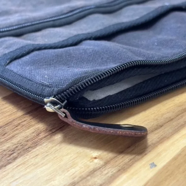 Stonewash Travel Laptop Pouch - Charcoal - Image 4