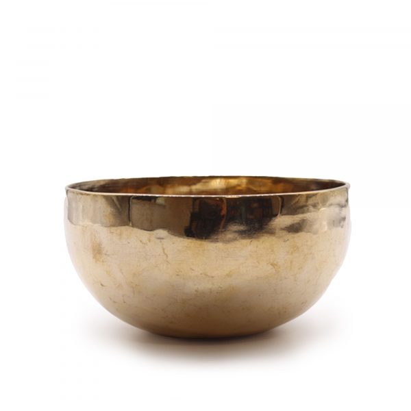 Medium Shining Bell-Metal Handmade Singing Bowl (approx 750g) - 15cm - Image 5