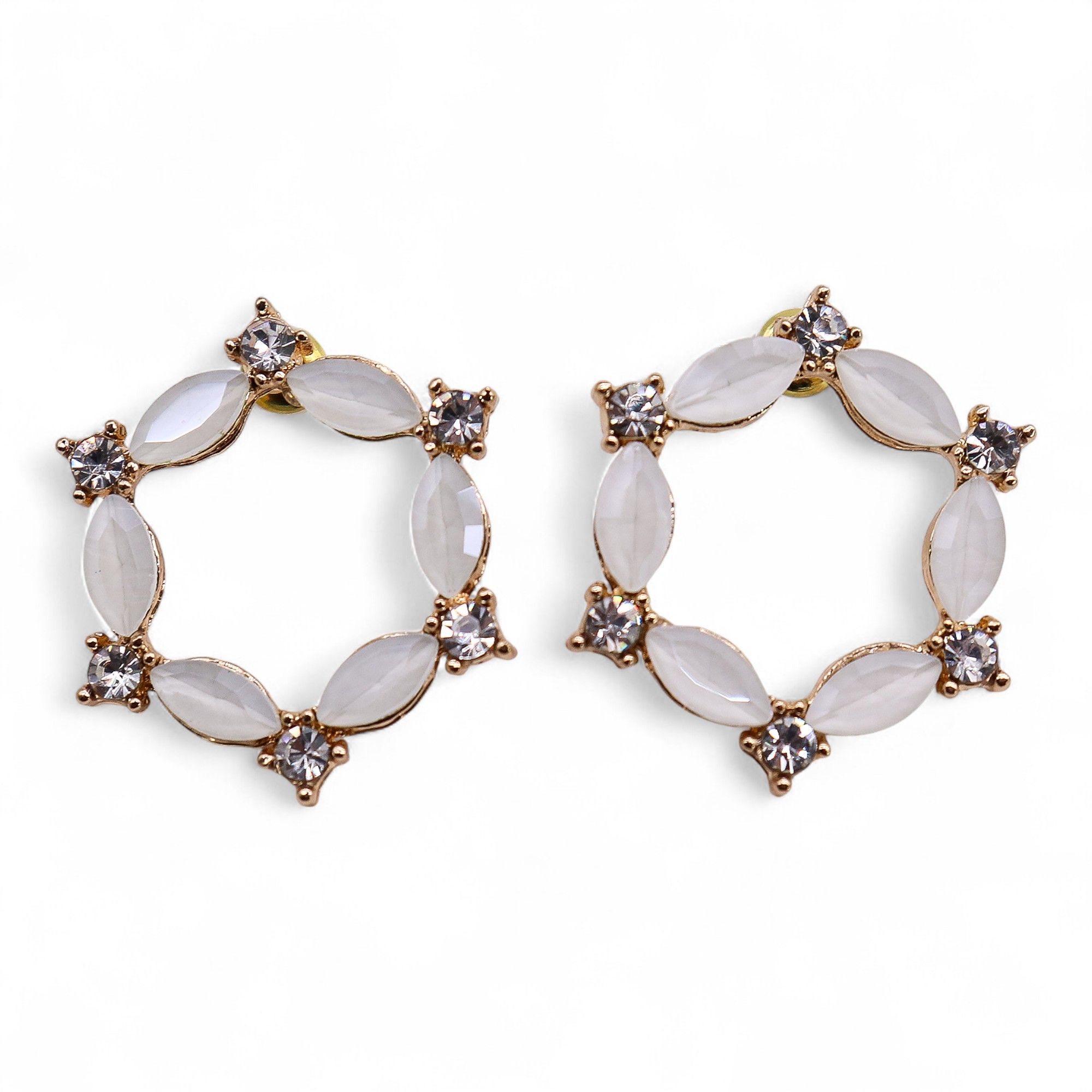Pearl - Vintage Glass - Loop - Earrings - Image 3