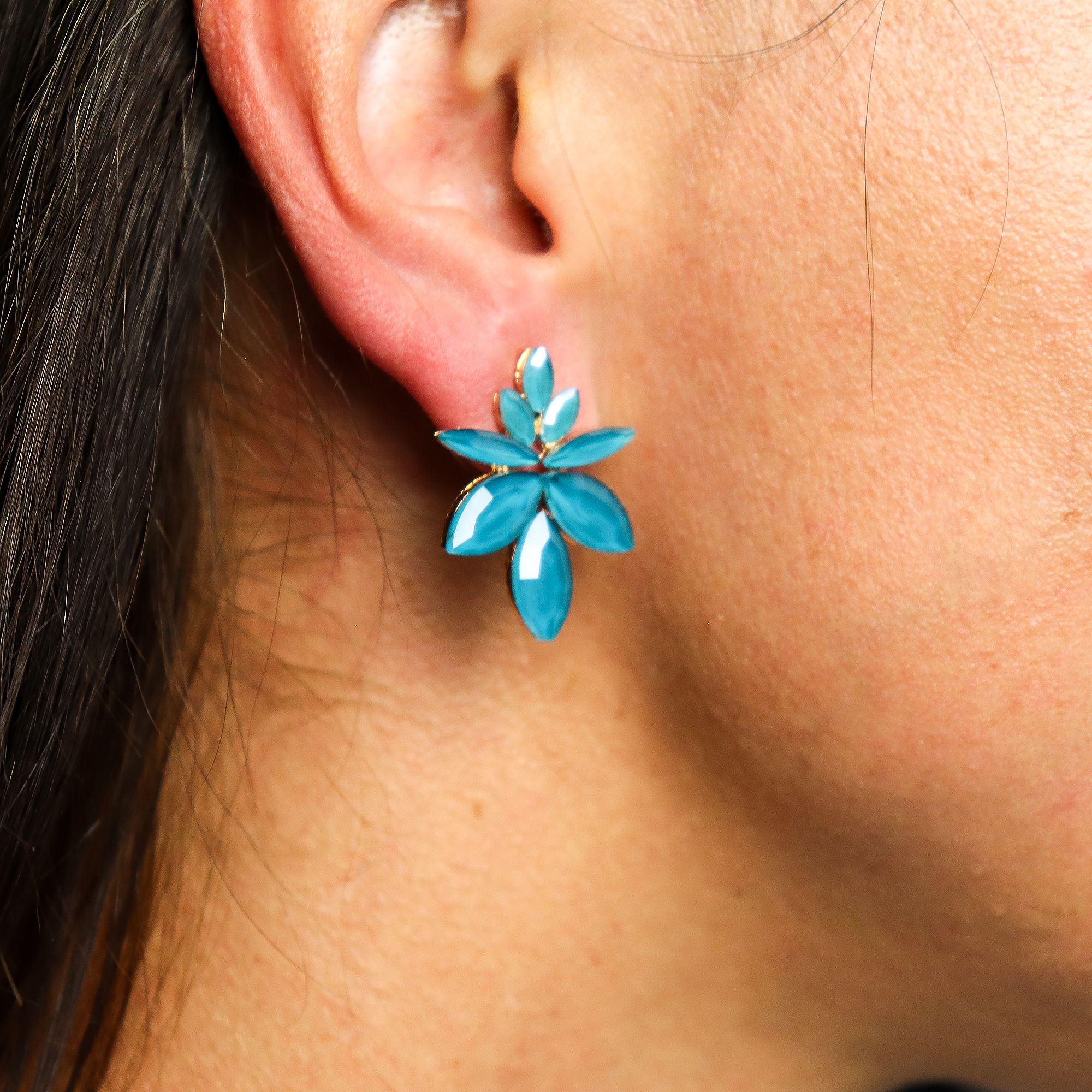 Teal Green - Vintage Glass - Flowers - Earrings - Image 3