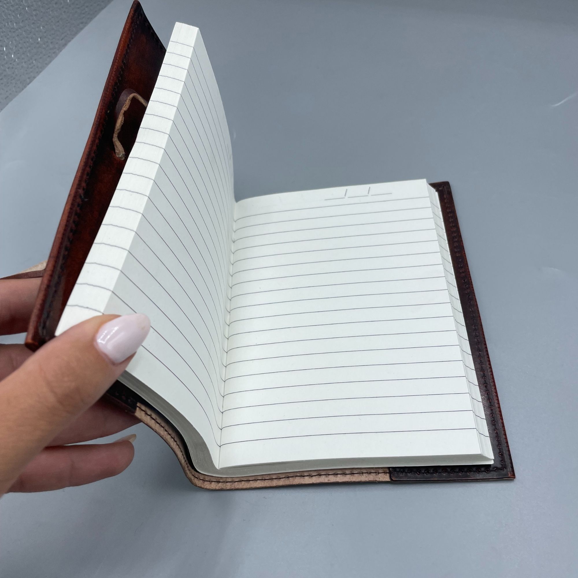 Small Tree of Life Leather Journal – 18x13x2cm - Image 2