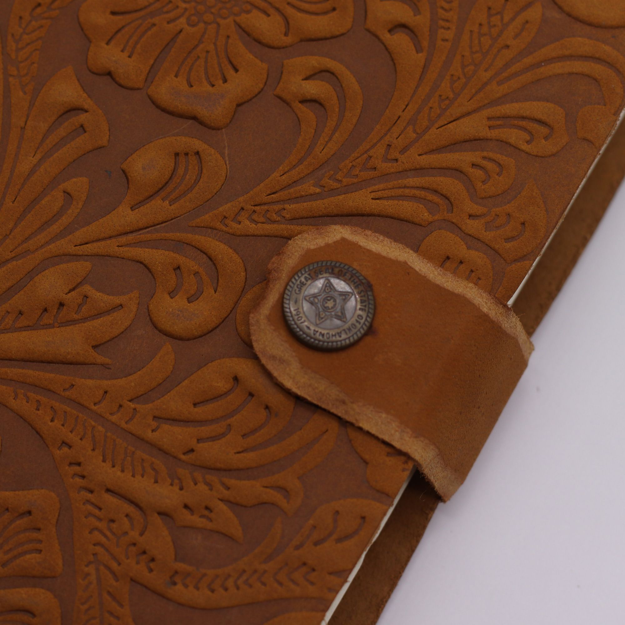 Leather Embossed Notebook – Tan Floral Pattern – 17.8×12.7 cm - Image 6