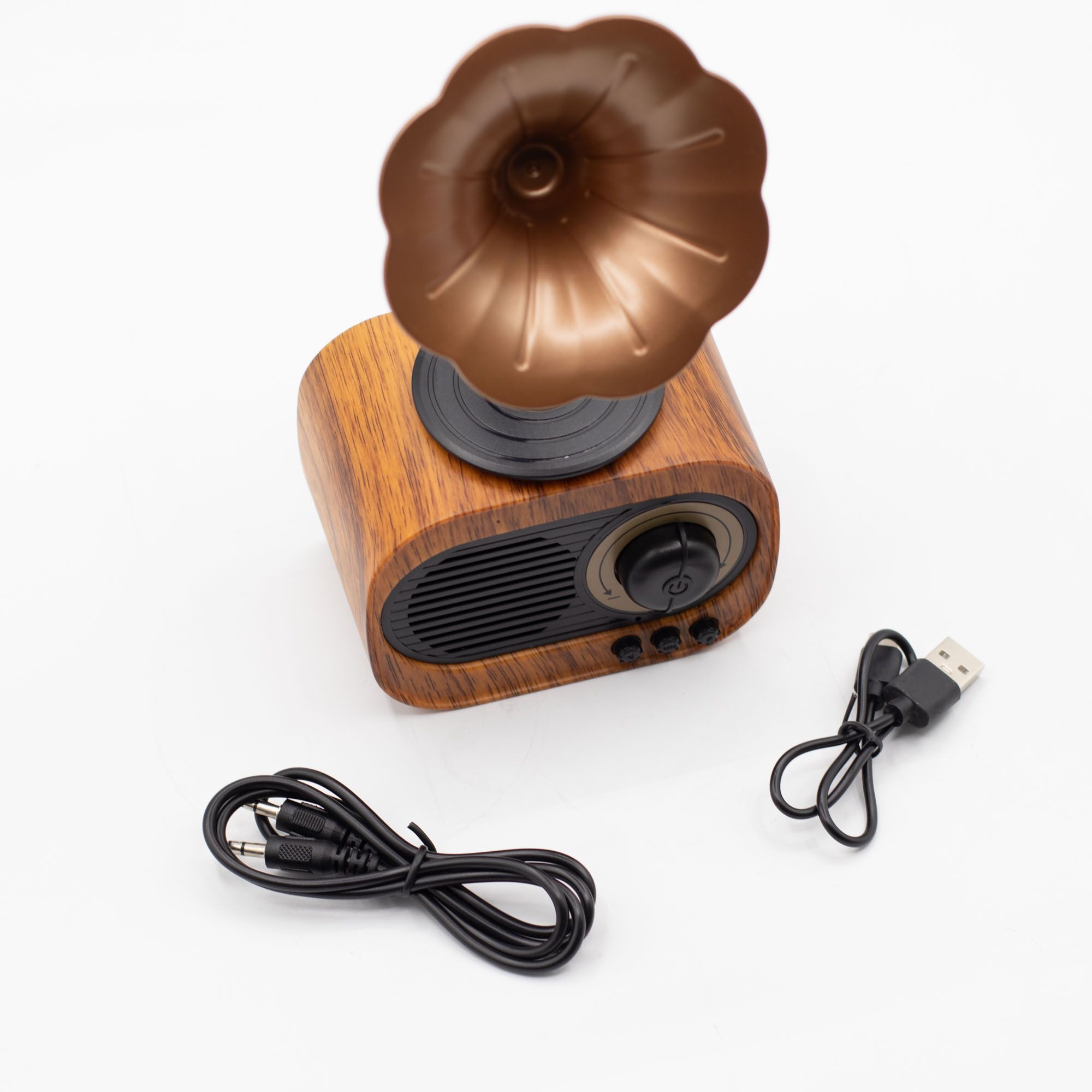 Retro Mini Gramophone Speaker - Bluetooth & FM Radio - 5 watt x 1 3 Retro Mini Gramophone Speaker - Bluetooth & FM Radio - 5 watt x 1 - Image 3