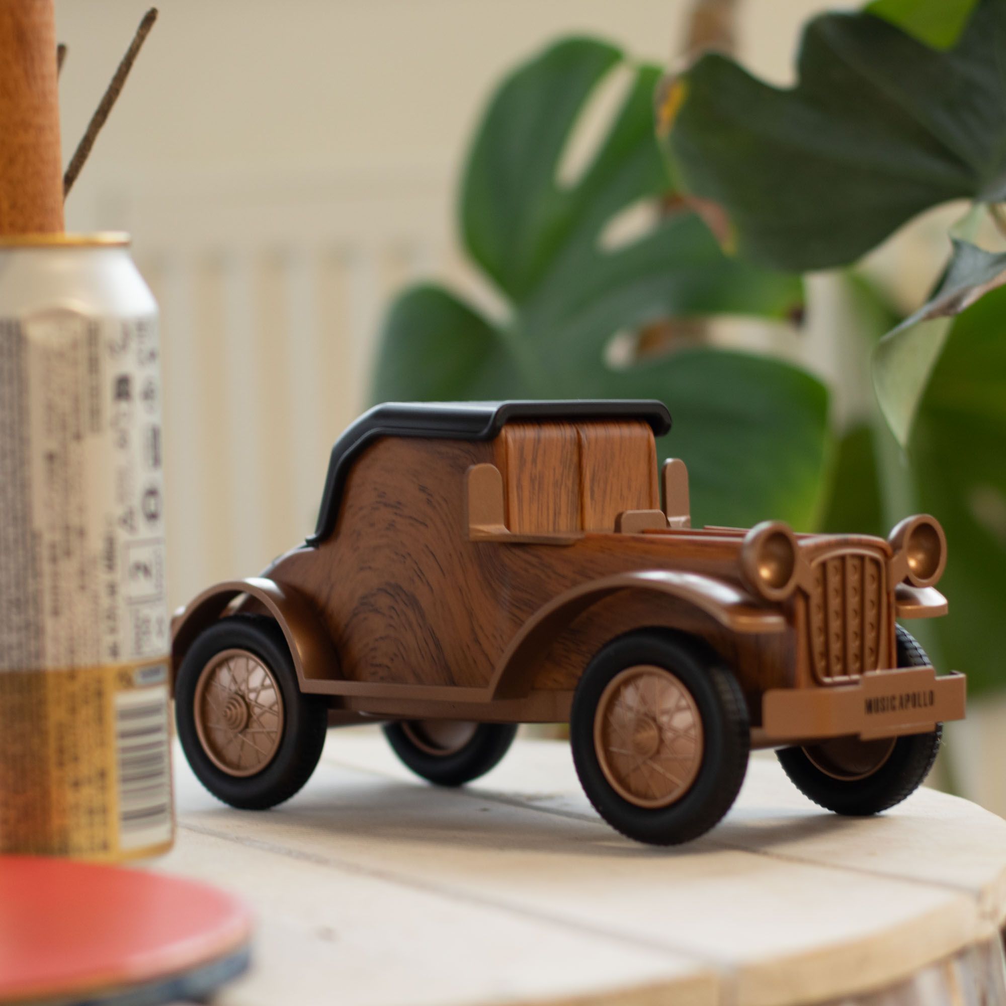 Classic Vintage Car Speaker and Phone Holder - Bluetooth - 5 watt 9 Classic Vintage Car Speaker and Phone Holder - Bluetooth - 5 watt - Image 9