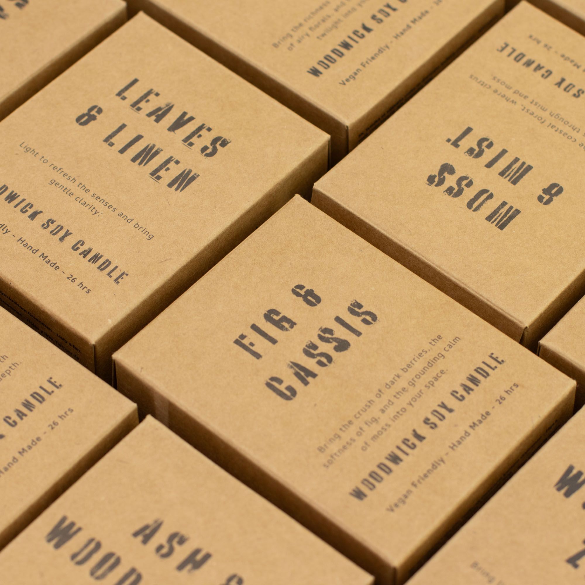 Greenman Woodwick Soy Candle - Leaves & Linen 8 Greenman Woodwick Soy Candle - Leaves & Linen - Image 8