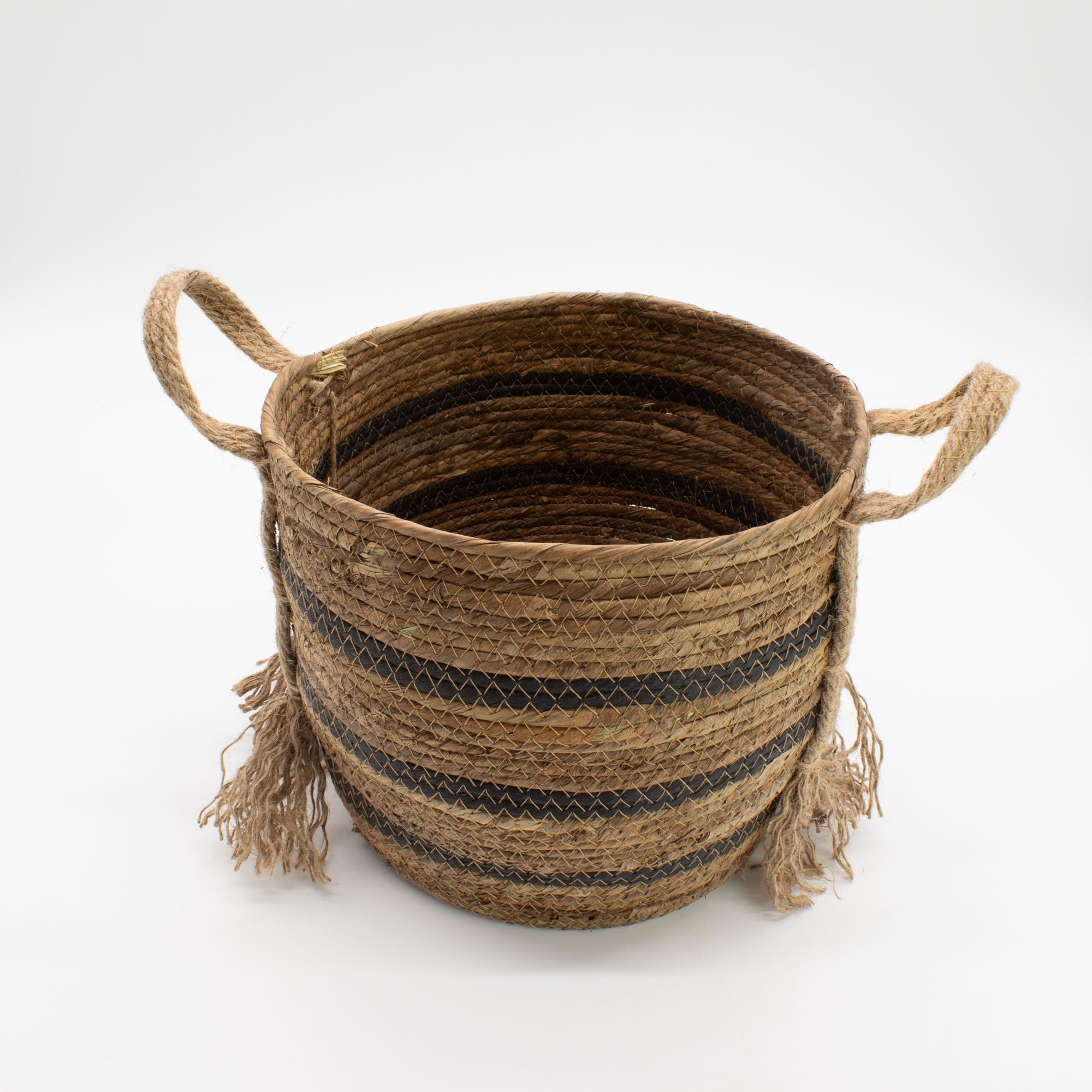 Bananna Leaf & Seagrass Large Baskets - Natural Browns- Set of 3 4 Bananna Leaf & Seagrass Large Baskets - Natural Browns- Set of 3 - Image 4