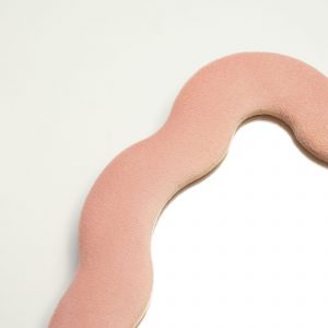 Soft Squiggly Mirror – Square Pebble – Rose Blush (22.5x27x2.3cm)