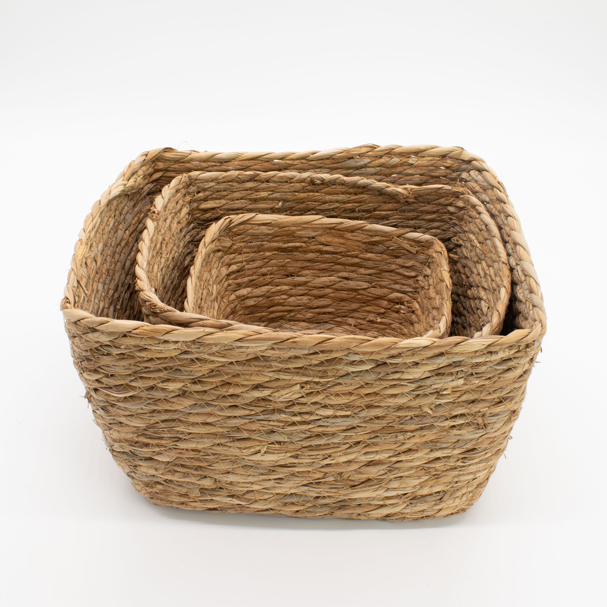 Seagrass Square Baskets - Natural - Set of 3 2 Seagrass Square Baskets - Natural - Set of 3 - Image 2