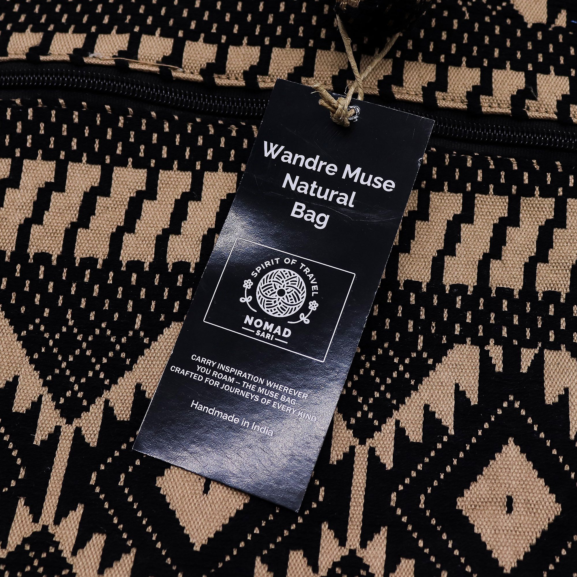 Nomad Sari Jacquard Natural Wander Muse Bags - Desert Loom - Image 5