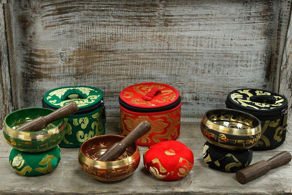 Mini Singing Bowl Gift Set - Red - Image 4