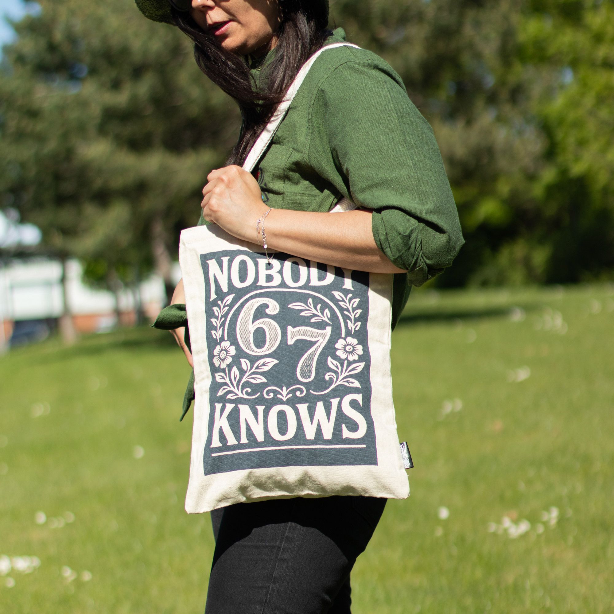 Nomad Sari Iconic Toni Tote Bag - Nobody Knows 67 - Natural 10oz - Image 7