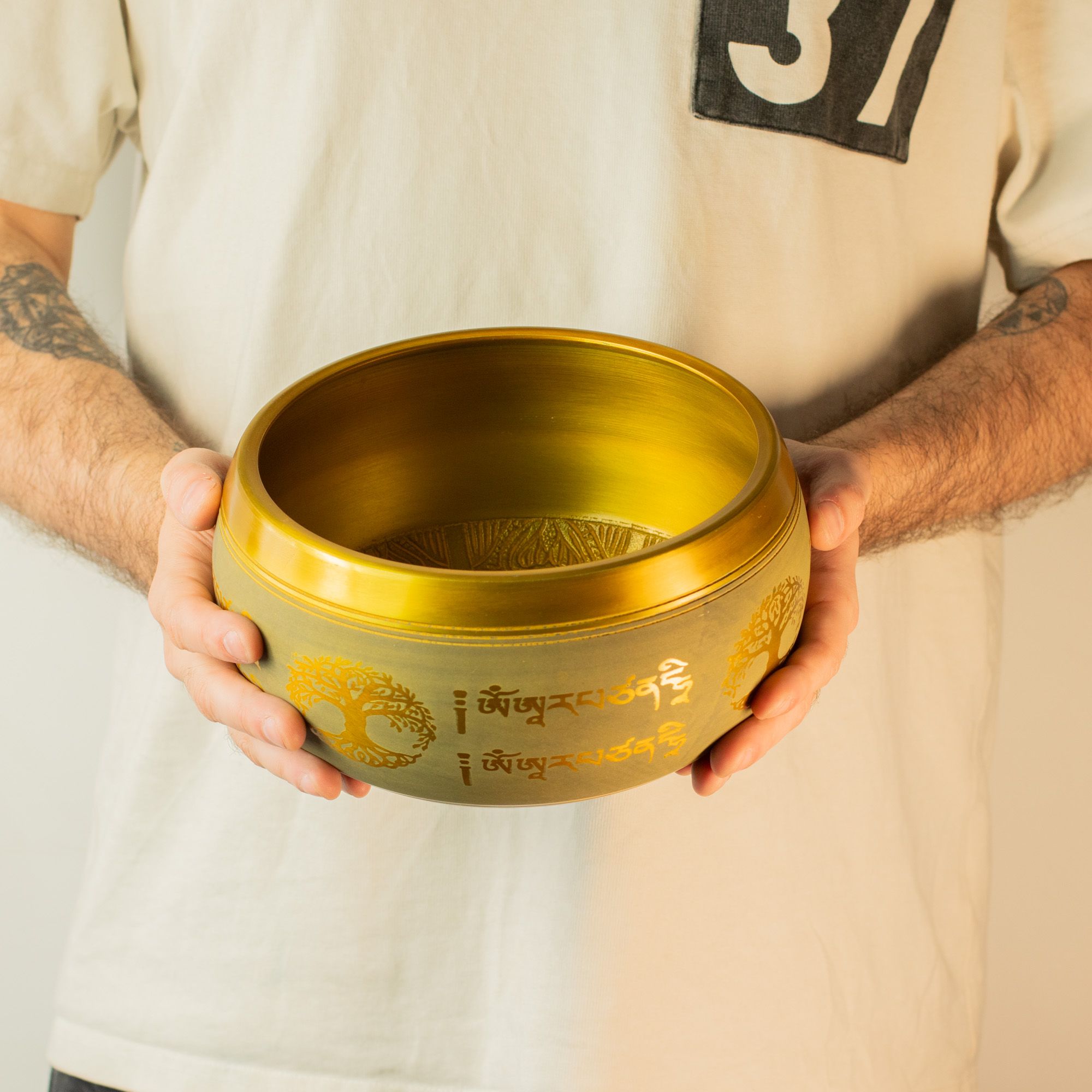 Large Aluminum Singing Bowl - Buddha Tree of Life - Copper Colour (19cm) - Image 7