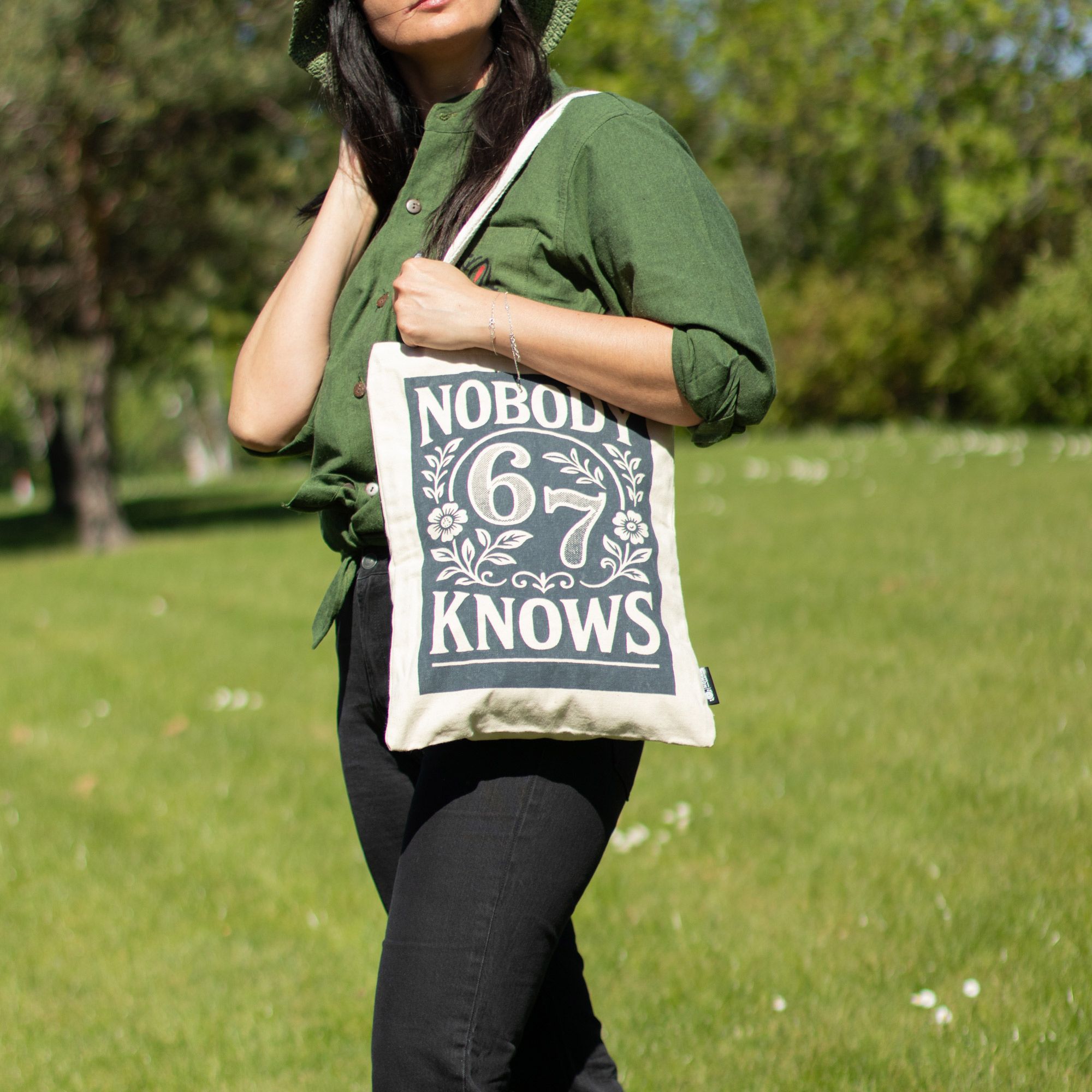 Nomad Sari Iconic Toni Tote Bag - Nobody Knows 67 - Natural 10oz - Image 8