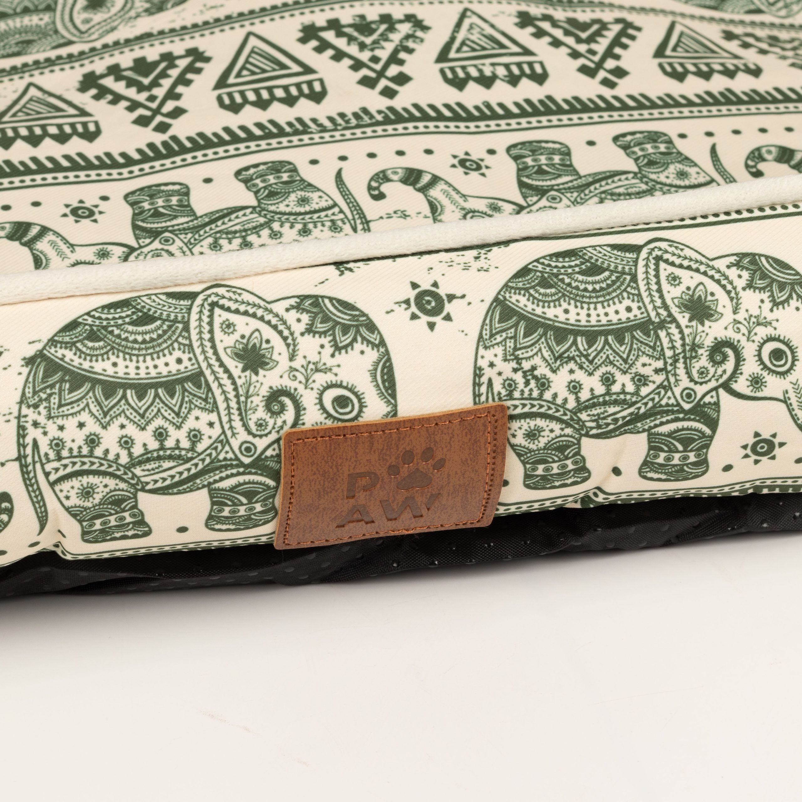 PAW Bed – Lucky Elephant – Green – 60 × 50 × 14cm - Image 4