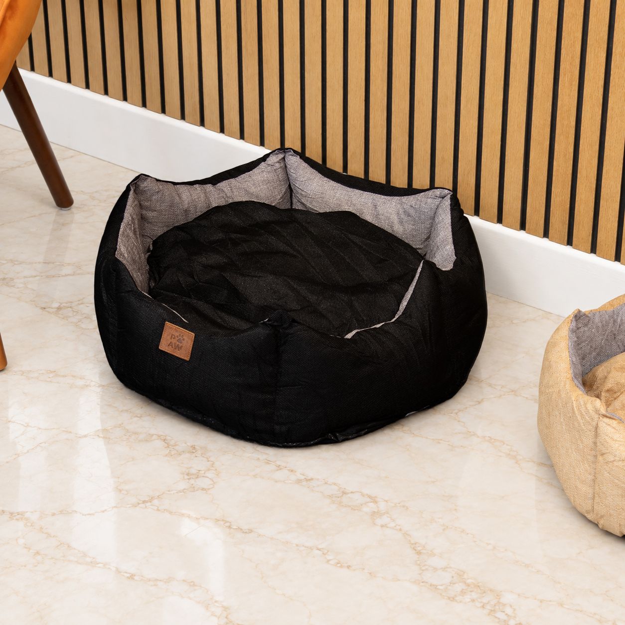 PAW Bed – Large Royal Crown – Black & Grey – 50 × 50 × 26cm - Image 2