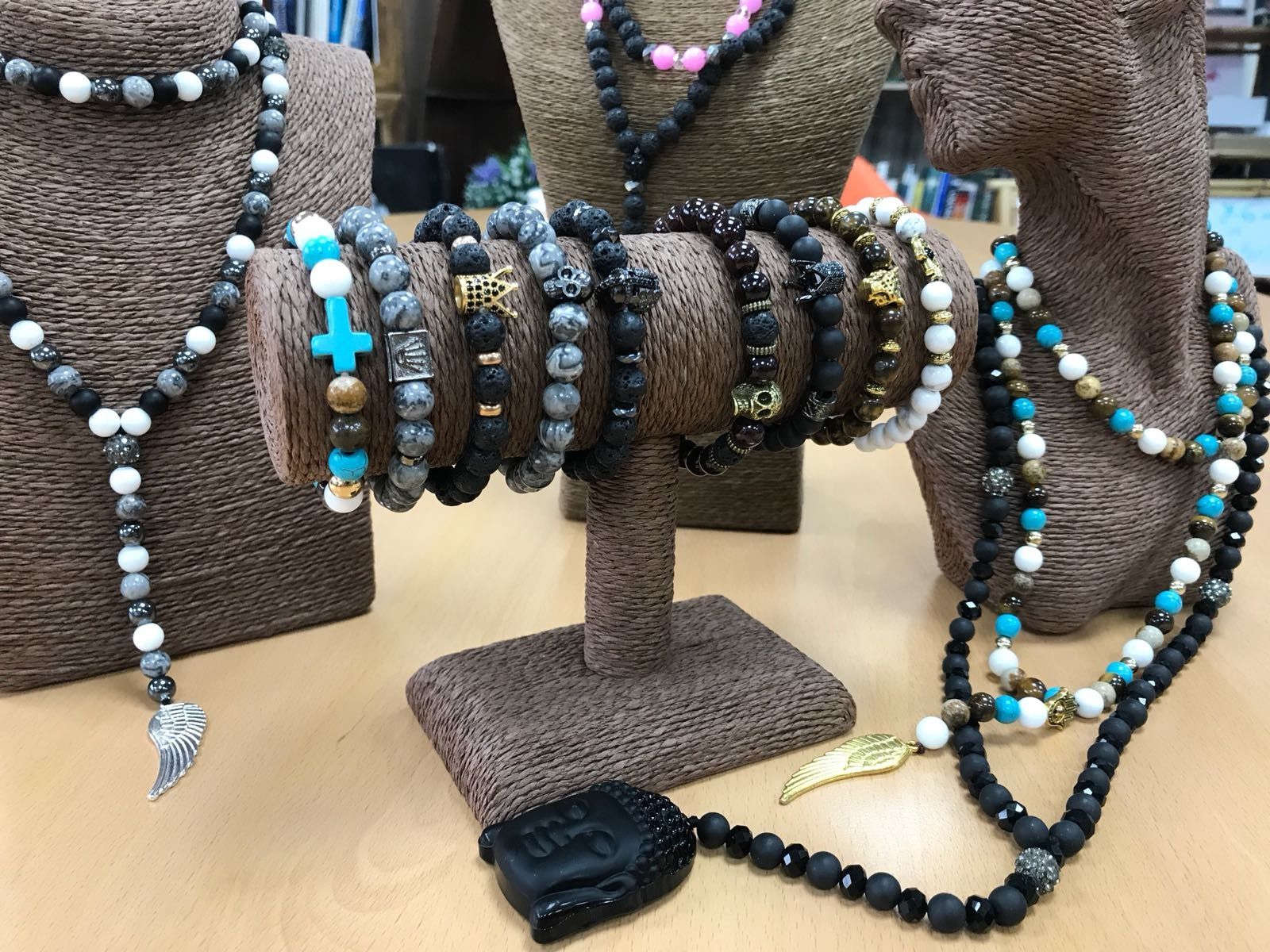Hamsa / Black Agate - Gemstone Bracelet - Image 2