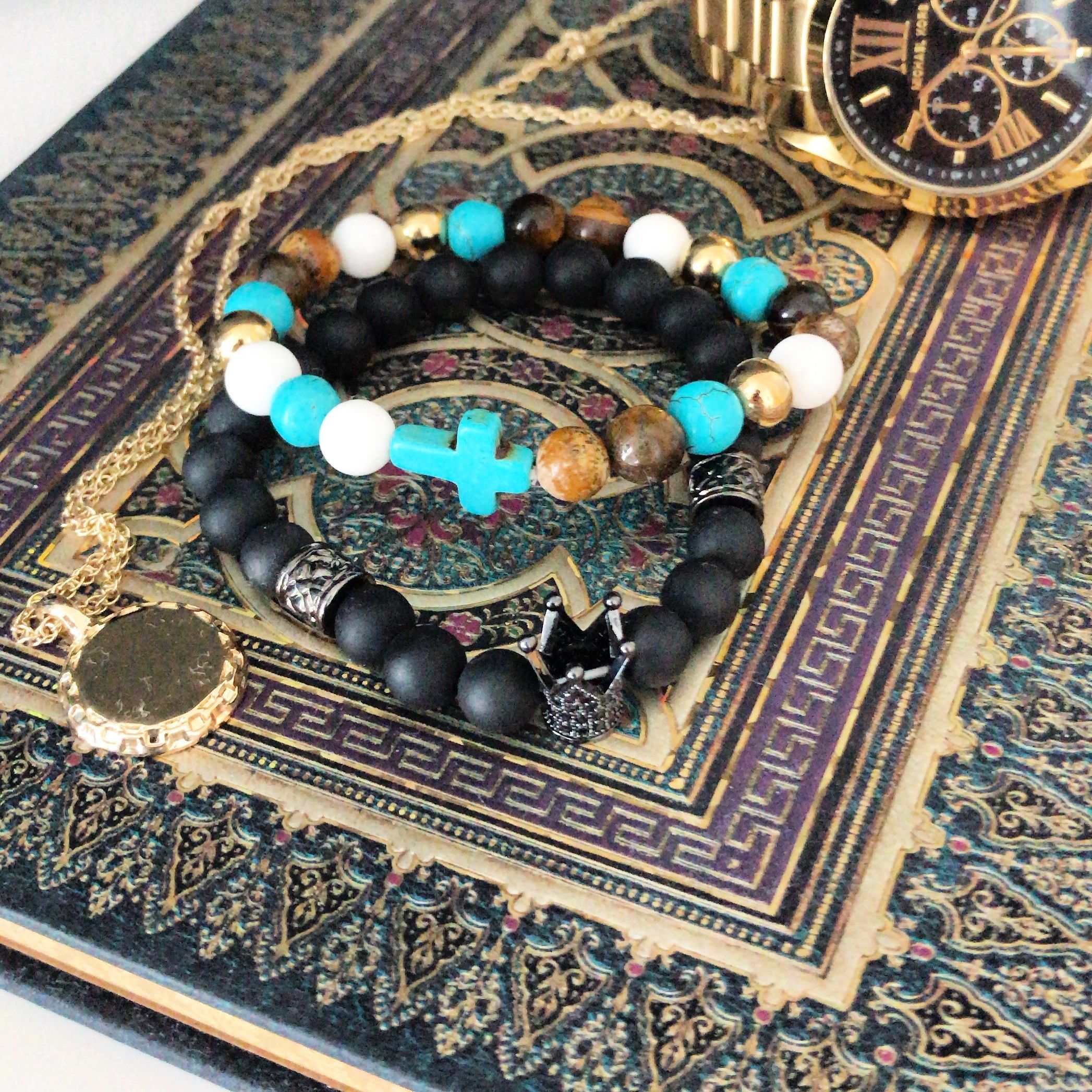 Crystal Crown / Black Agate - Gemstone Bracelet - Image 2