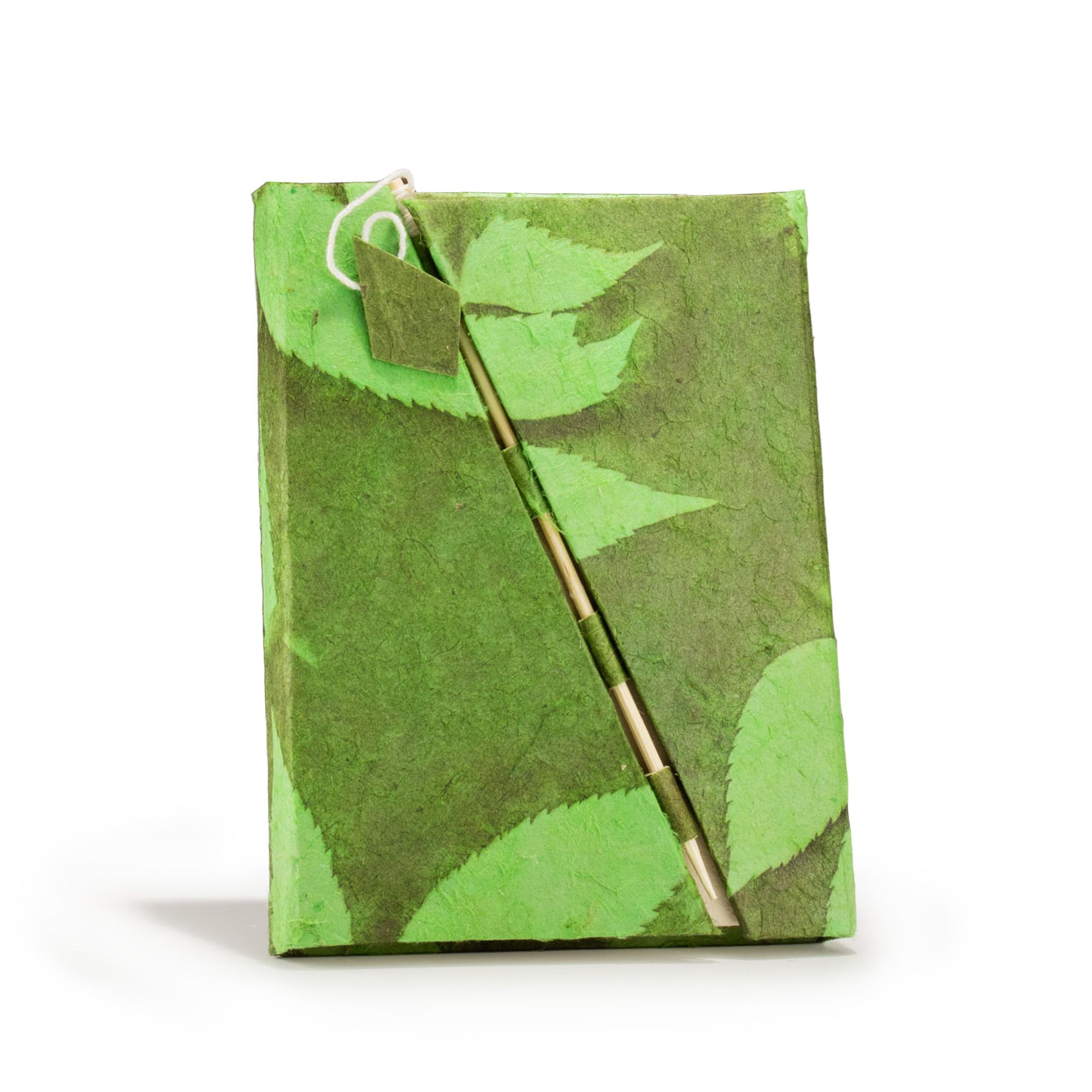 Lokta Bold Floral Bamboo Lock Notebook – Medium (15x12cm) – 45 Leaves – Moss Green - Image 2