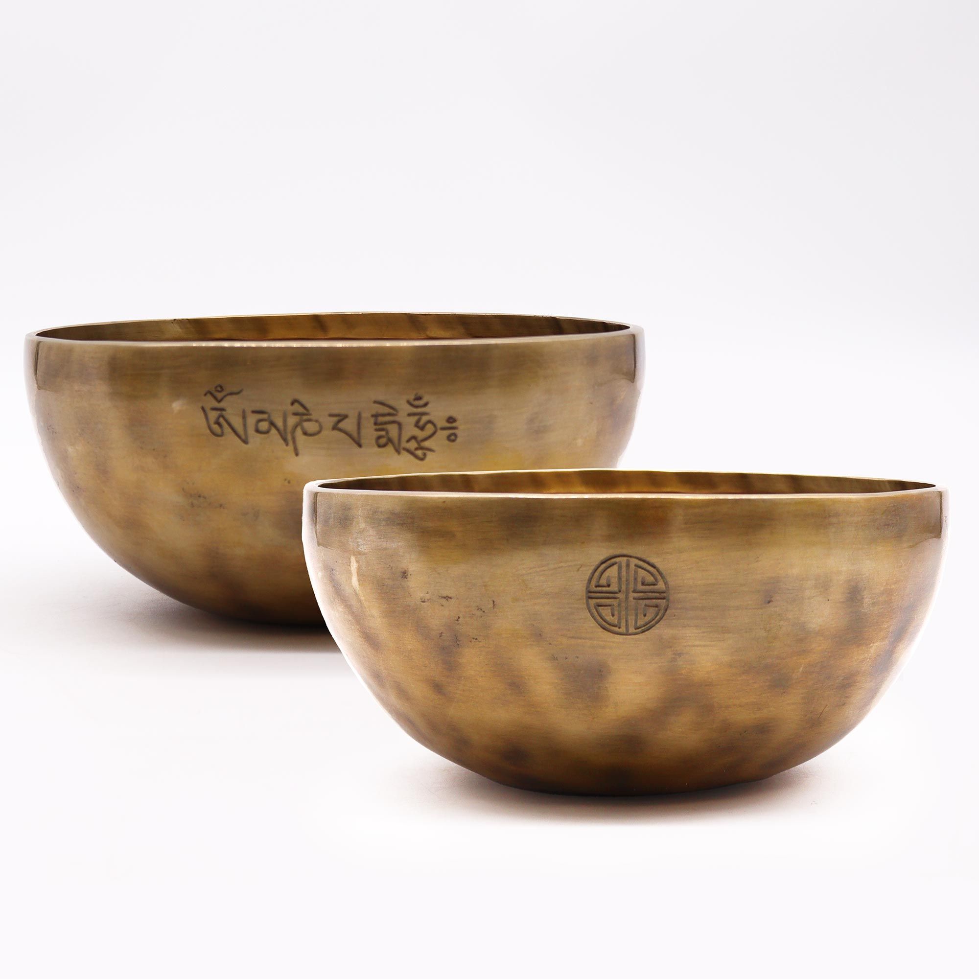 Extra Large Nepalese Moon Bowl - (approx 1450g) - 22cm - Image 2