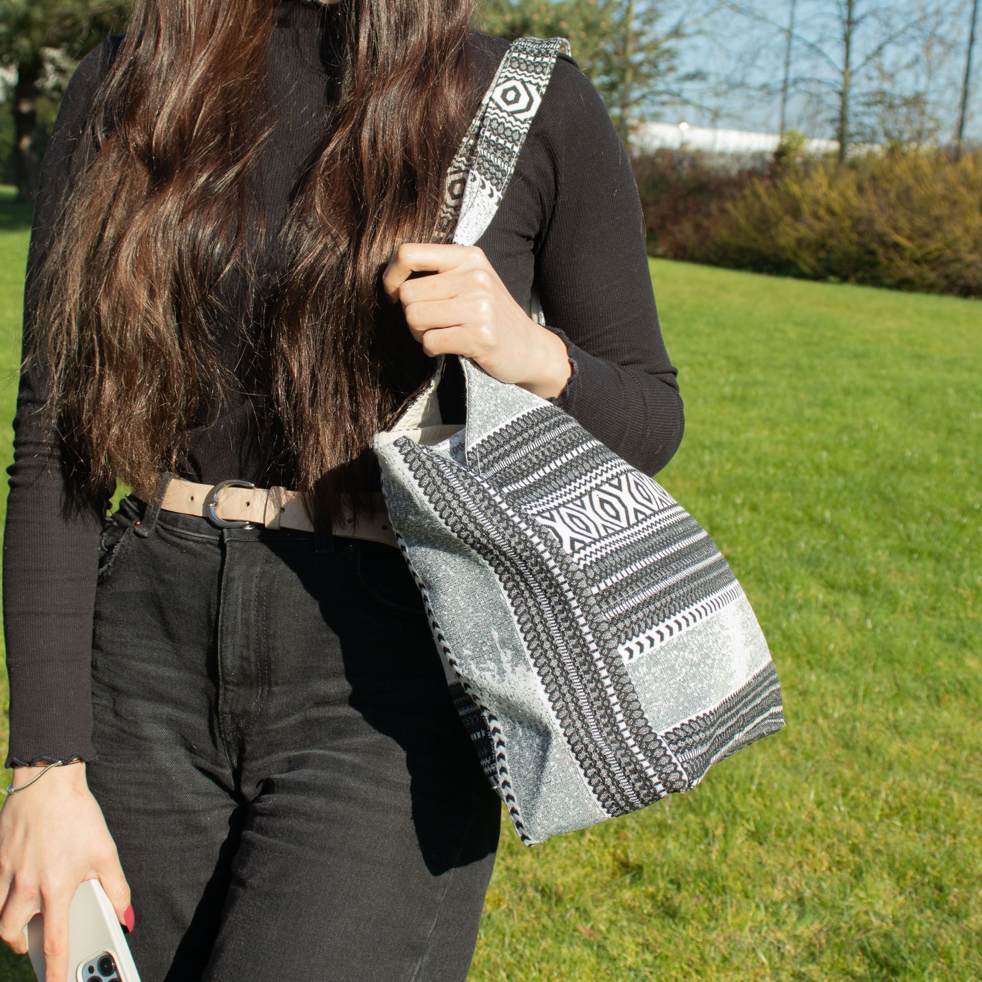 Nomad Sari Jacquard Natural Wander Muse Bags - Urban Caravan - Image 5