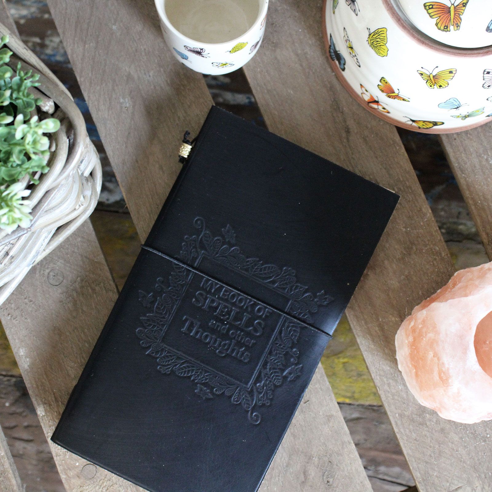 Handmade Leather Journal - Travel the World - Brown (80 pages) - Image 2