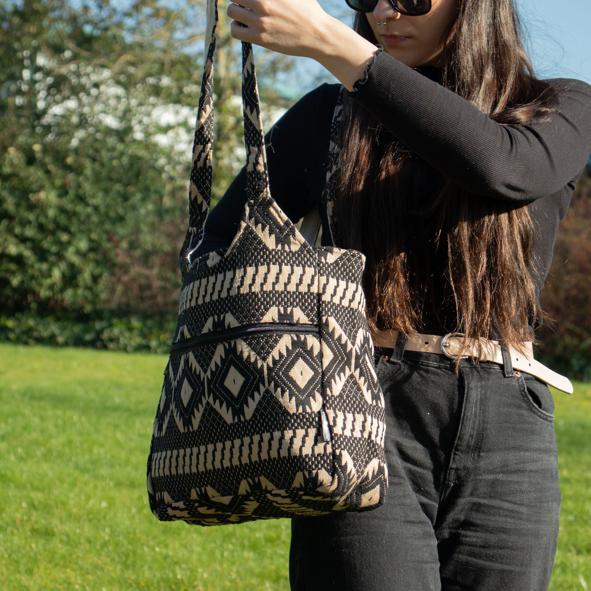 Nomad Sari Jacquard Natural Wander Muse Bags - Desert Loom - Image 7