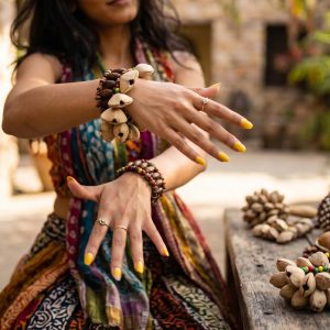 Kenari Shell Hand Shaker - Rattle Bracelet (15 Pieces)