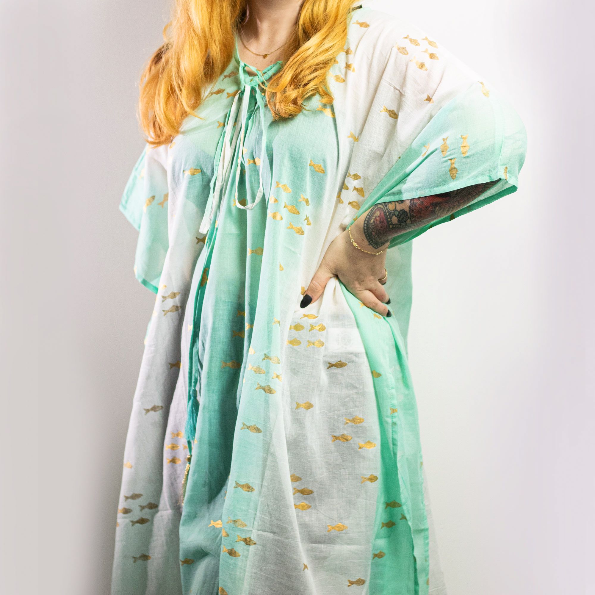 Nomad Sari Kaftan – White & Turquoise with Gold Fish Print - Image 4