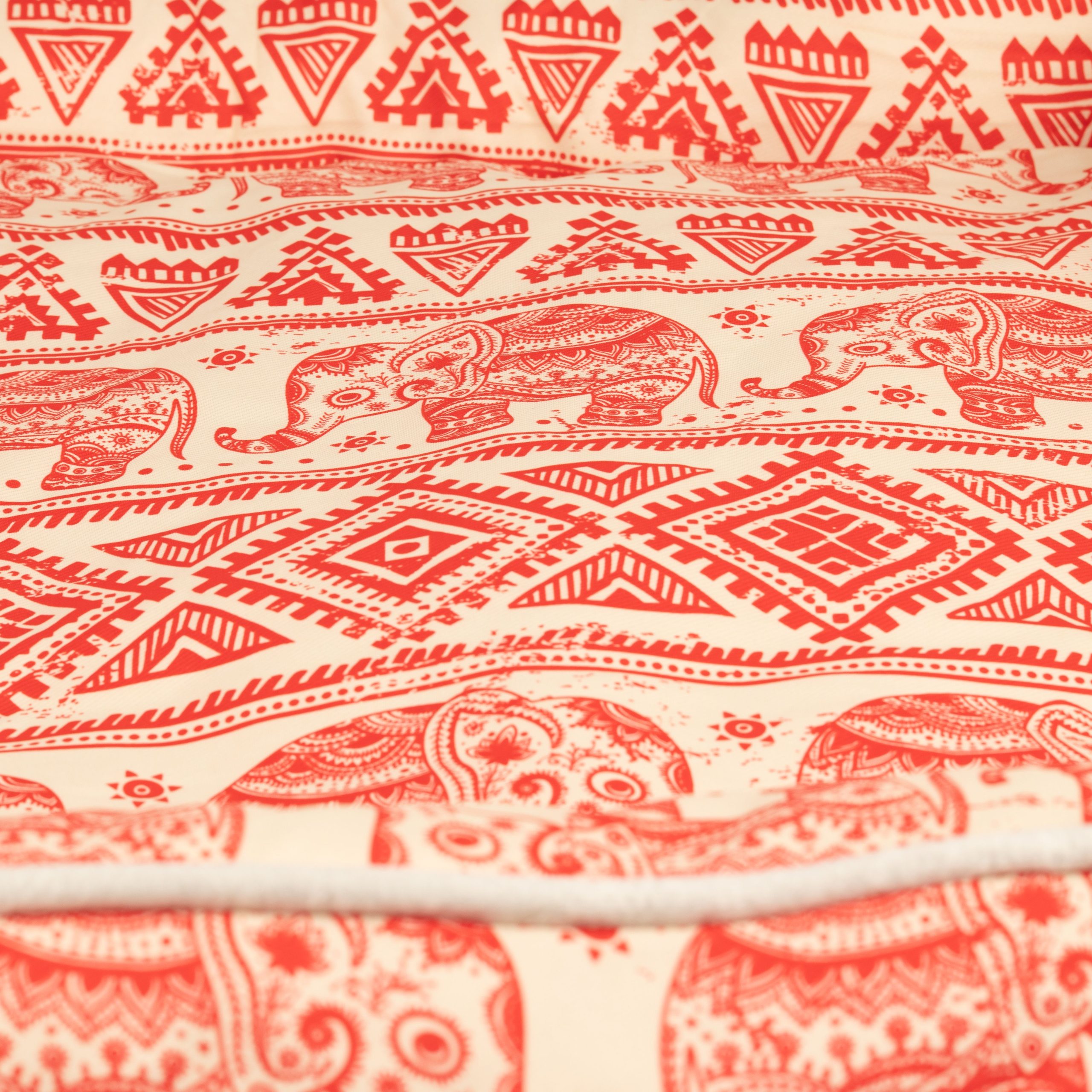 PAW Bed – Lucky Elephant – Red – 60 × 50 × 14cm - Image 7