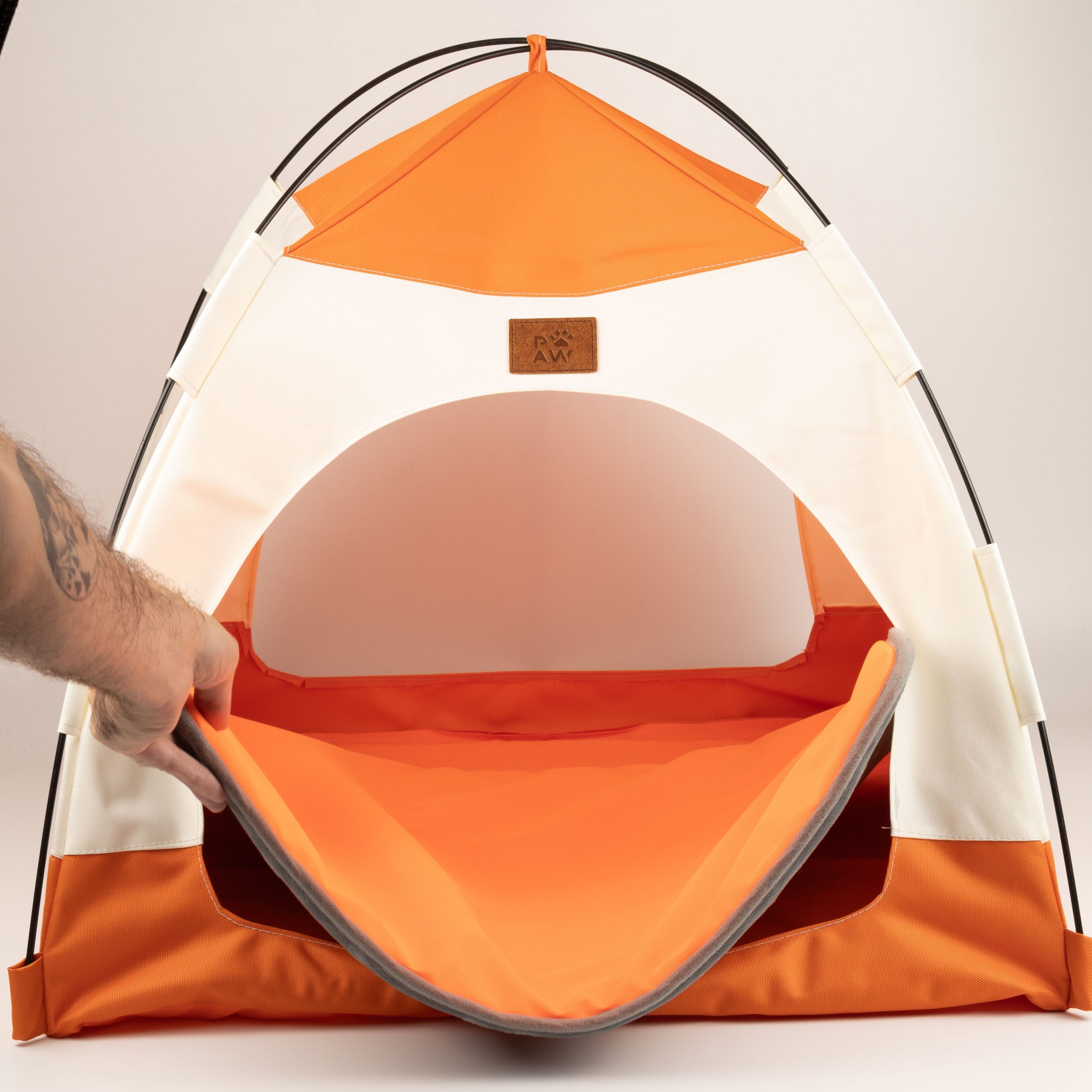 PAW Bed – Beige & Orange Tent – 58 × 58 × 48cm - Image 2